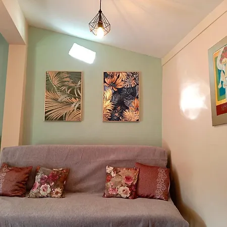 Centre's Loft شقة *